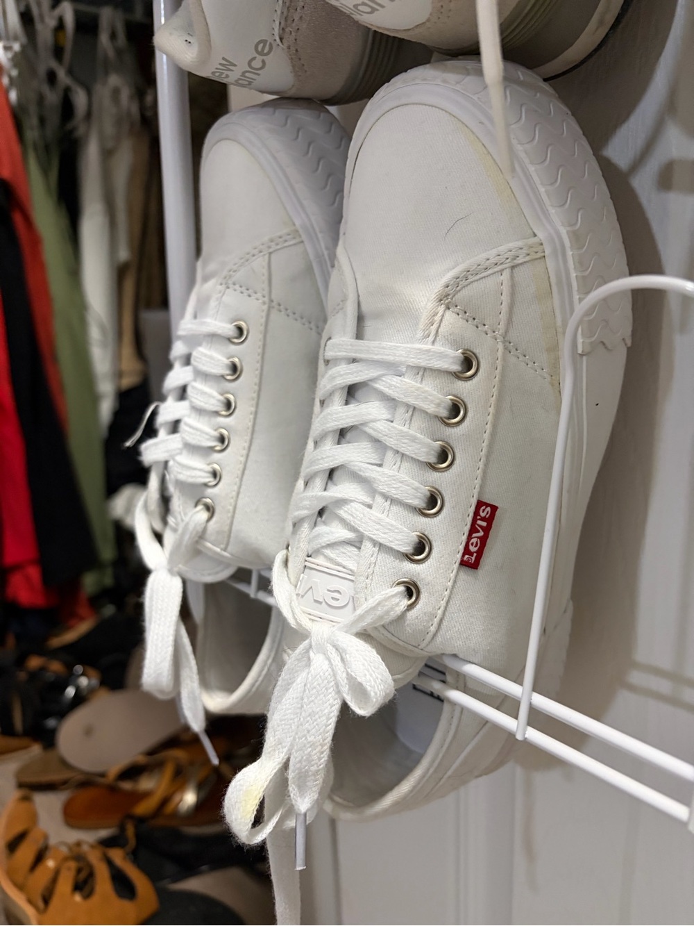 Levi's platform White Canvas Low-Top Sneakers with Red Logo Tab